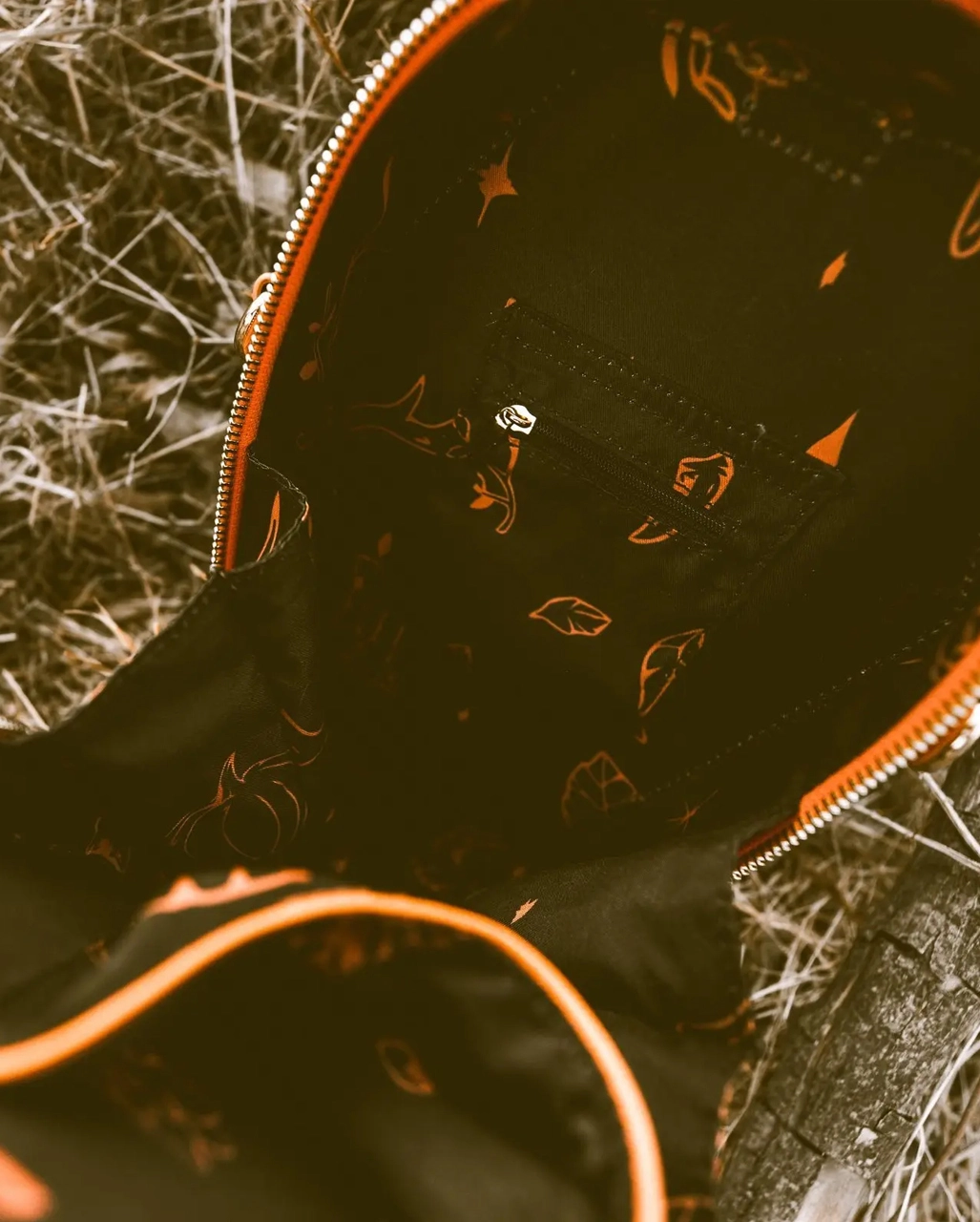 Creepy Kürbis Sarg Handtasche Orange – Bild 4